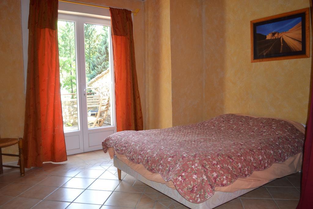 Maison D'Hotes Les Fougeres Mirmande Extérieur photo